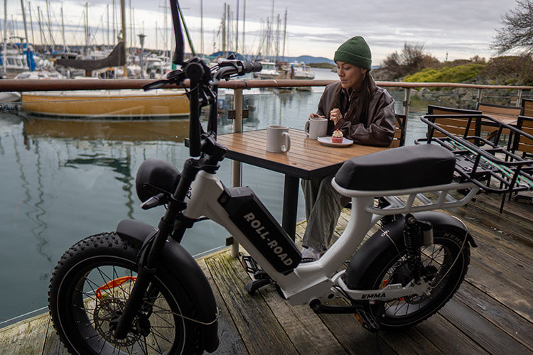 Best Holiday Wishes: Roll Road Ebike