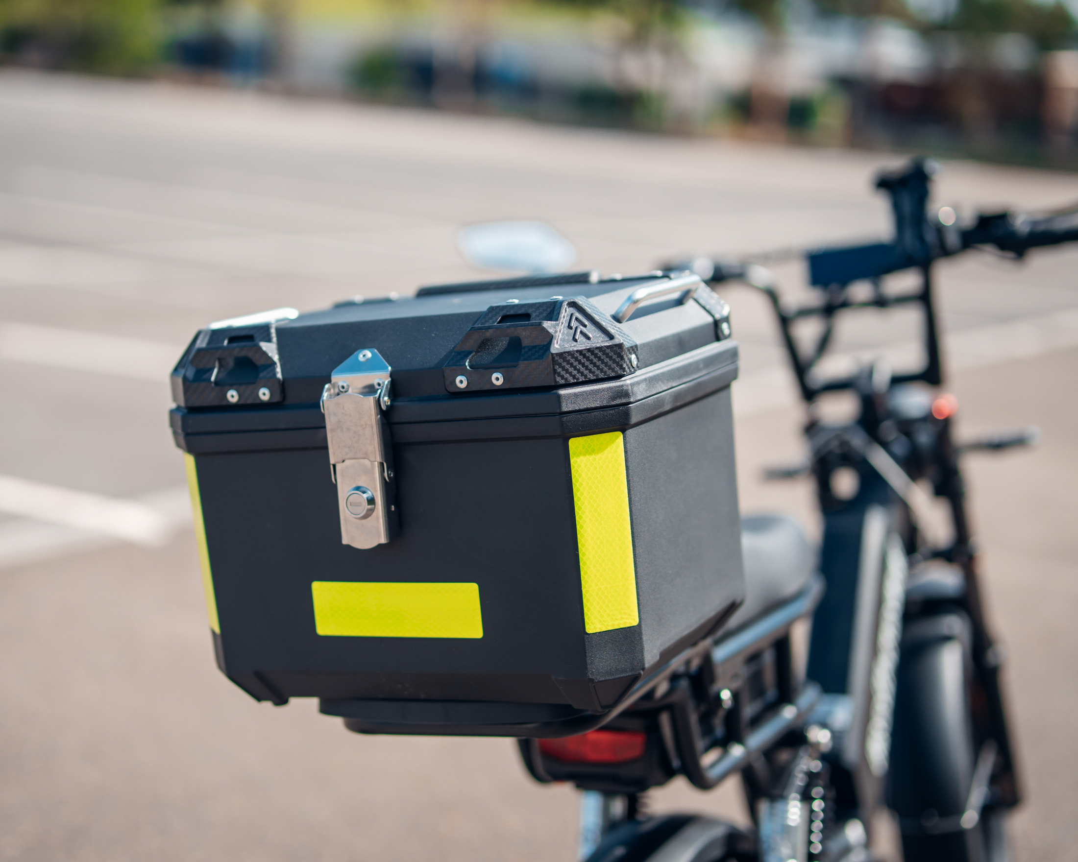 Ebike Multifunctional Rear Trunk